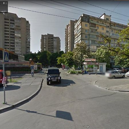 Comfortable Flat Near The Dnieper River In Киев Екстериор снимка